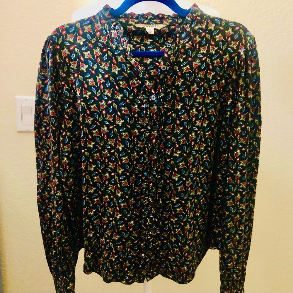 Boden Black Floral Patterned Top w/ Many Colors and Ruffle at Buttons